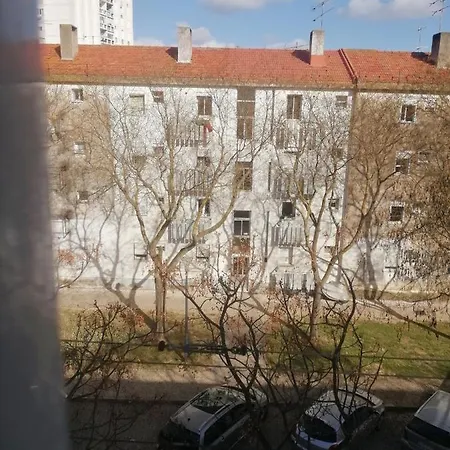 Olivais Metro 1 Apartman *